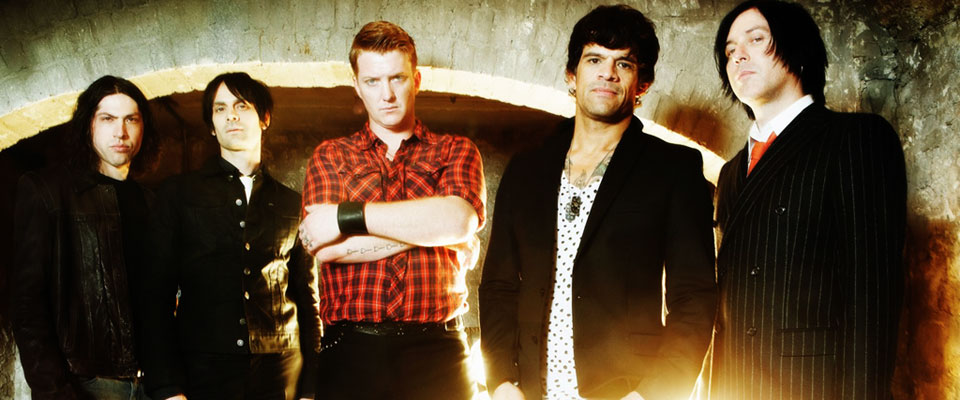 queens of the stone age i sat by the ocean acoustic